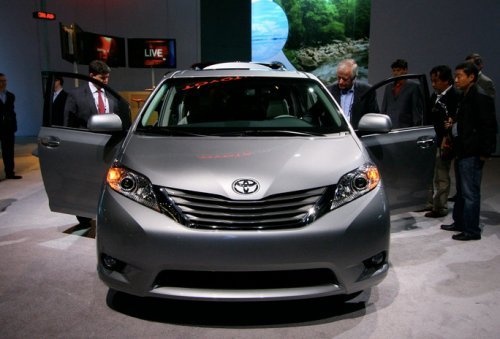 Toyota Venza 2011 Interior. Toyota cars prices 2011 ( PART