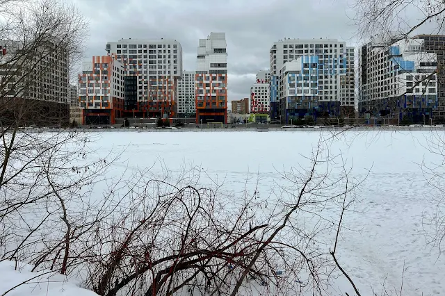 Коломенская улица, Нагатинский затон, жилой комплекс «Ривер Парк»