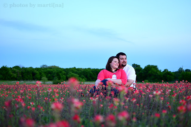 Bluebonnet mini-session photography by Martina