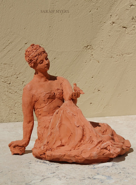 woman, sculpture, art, bird, escultura, arte, terracotta, sarah, myers, red, clay, earthenware, sitting, seated, small, tanagra, classical, contemporary, kunst, skulptur, quick, lady, finch, graceful, arms, right, side, look