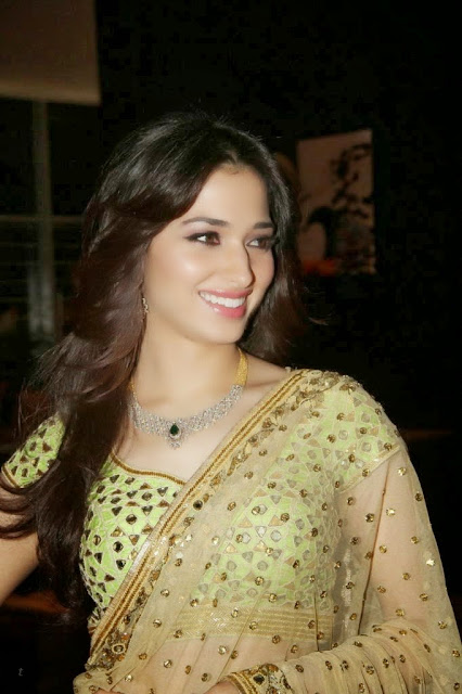 actress tamanna images in saree