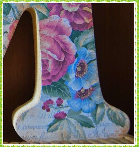 LETRAS  ADORNADAS CON DECOUPAGE