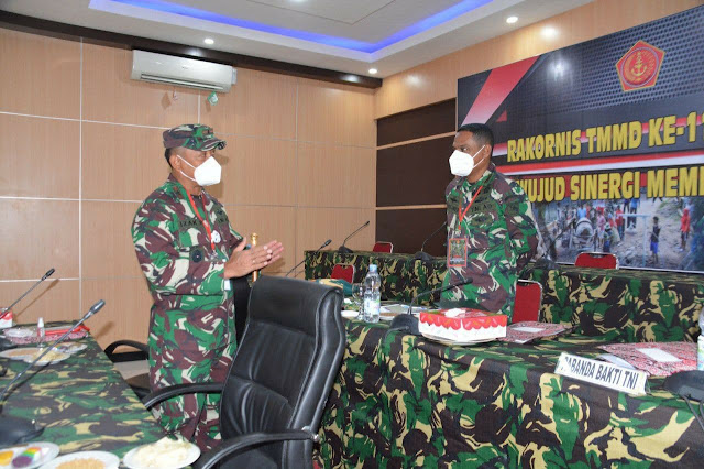 Bersama Bambang Trisnohadi, Izak Pangemanan Ikut Rakornis TMMD KE-110 Melalui Video Conference