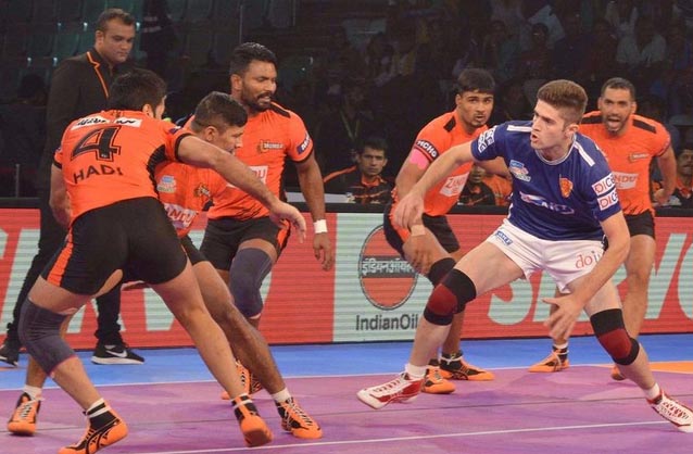 Prokabbadi 2017 review of Dabang Delhi vs U Mumba