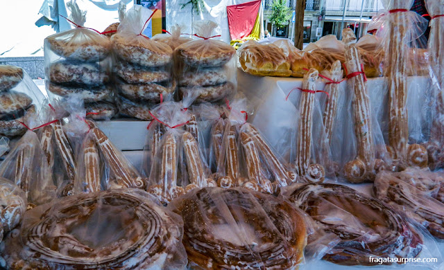 Doces típicos da Festa de São Gonçalo, Amarante, Portugal