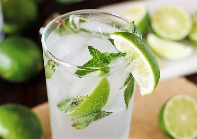 ll live whipping upward the best darn cocktails inward town How to Make Mojitos