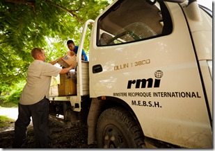 RMI delivering food, Uttley