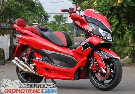 Modifikasi Honda PCX 150 Merah Elegant - GO-GOBLOG