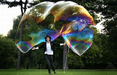 giant soap bubbles