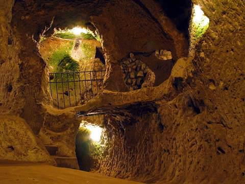 Derinkuyu Underground City in Turkey 