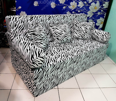 Sofa bed inoac motif zebra macan