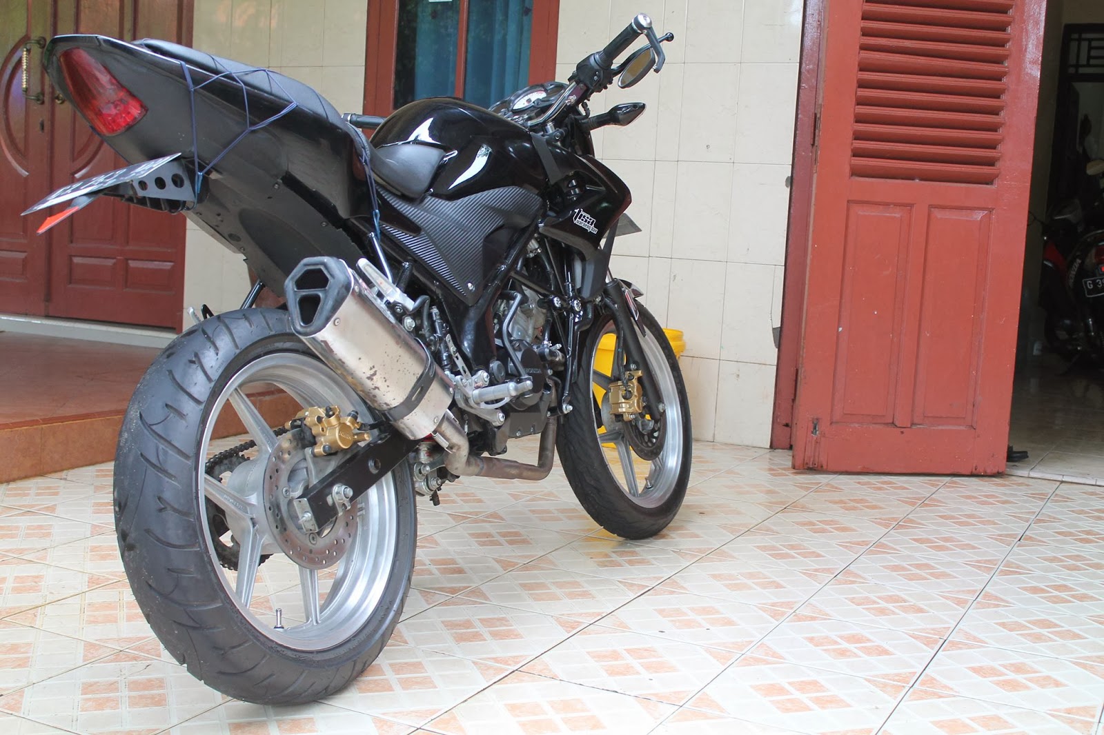 108 Modifikasi Motor Cb 150 R Warna Hitam Modifikasi Motor Honda