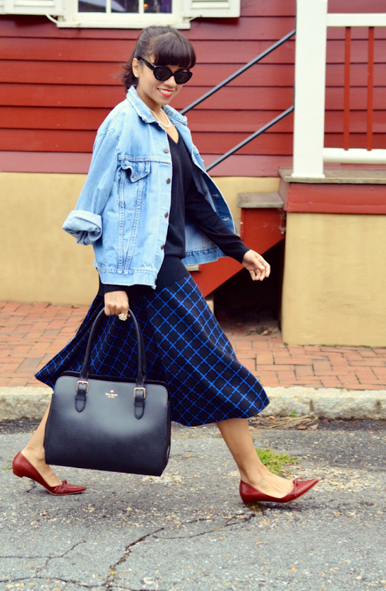 Midi skirt street style