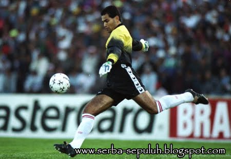 10 Kiper paling Legendaris di Dunia [tercacau.blogspot.com]