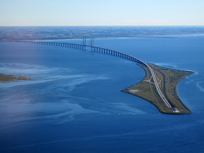 El famoso Puente de Oresund o el Øresund Bridge.