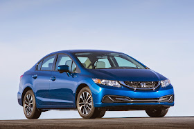 Front 3/4 view of the 2014 Honda Civic EX-L