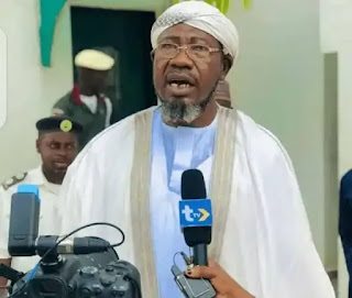 Kwamitin Masallacin Apo ya dakatar da Sheikh Nuru Khalid daga limanci Kwamitin Masallacin Apo ya dakatar da Sheikh Nuru Khalid daga limanci