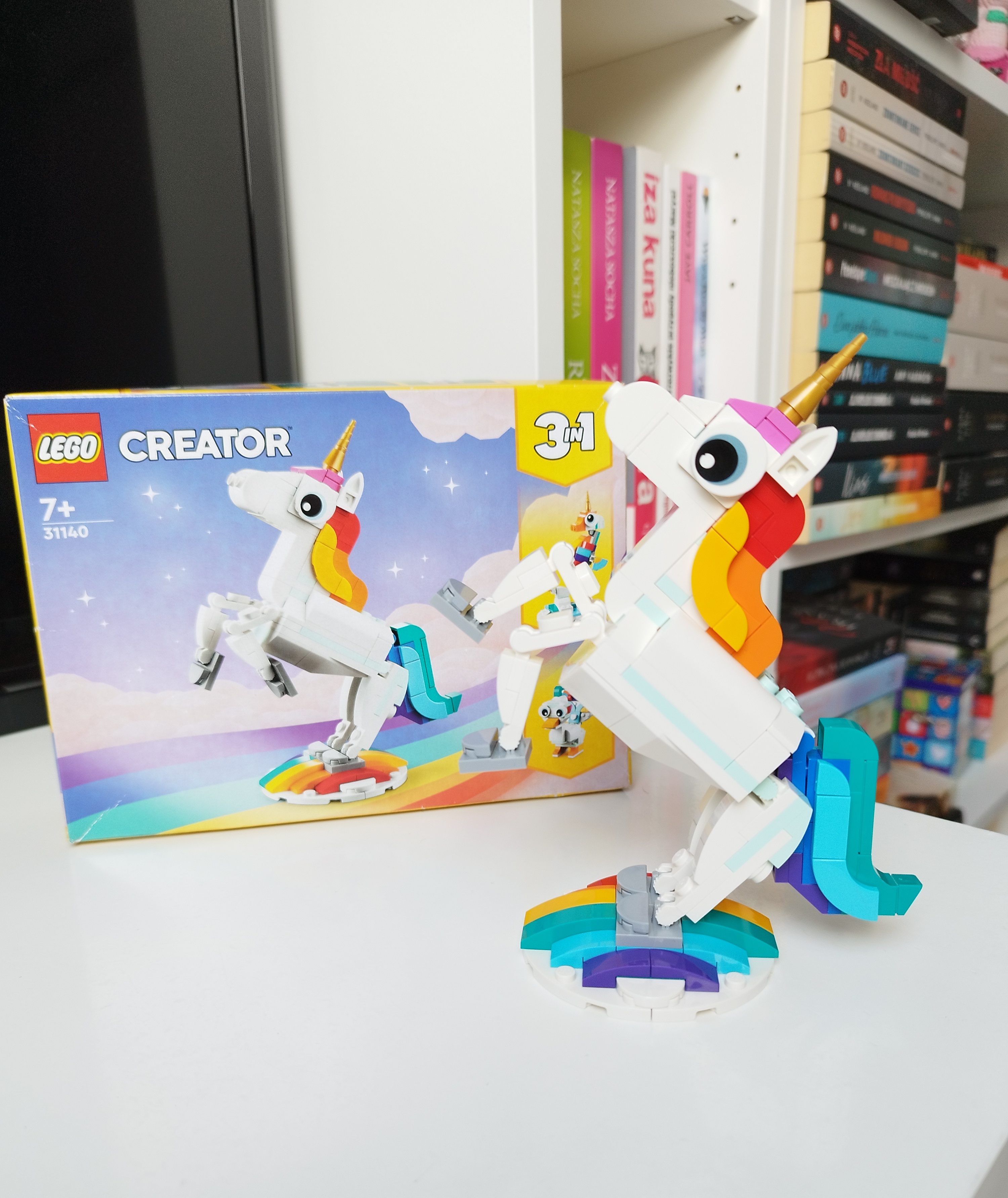 LEGO Creator Magiczny jednorożec - TaniaKsiazka.pl