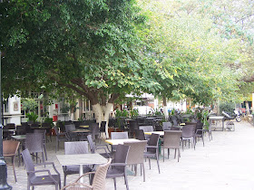 Hanya’da Splantzia Meydanı’nda “zamane” kahvehaneleri