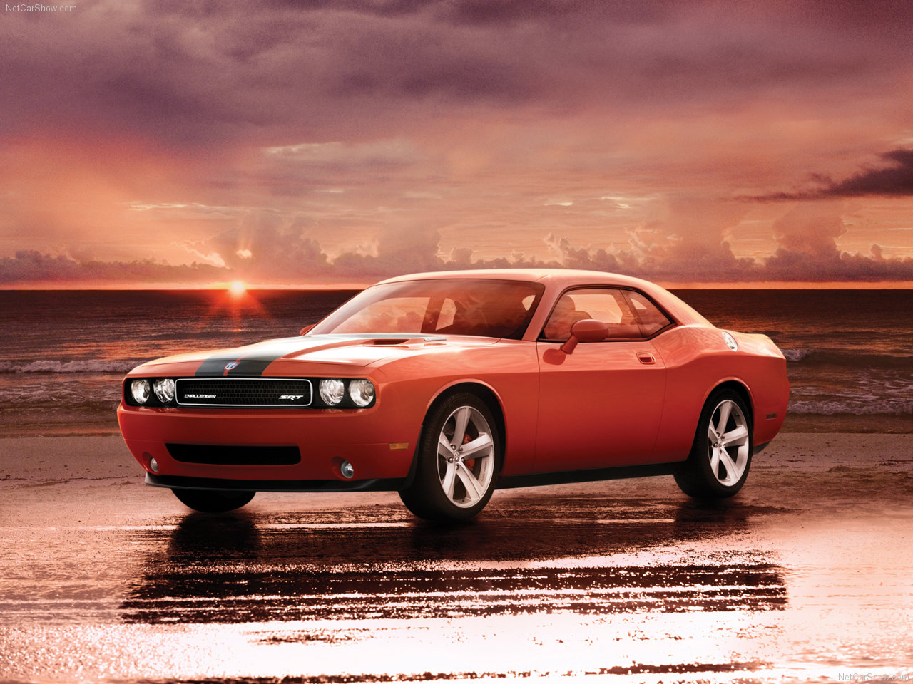 Dodge - Populaire français d'automobiles: 2008 Dodge Challenger SRT8