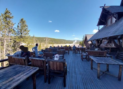 Old Faithful Lodge