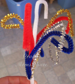 http://www.craftymomsshare.com/2013/07/happy-independence-day.html