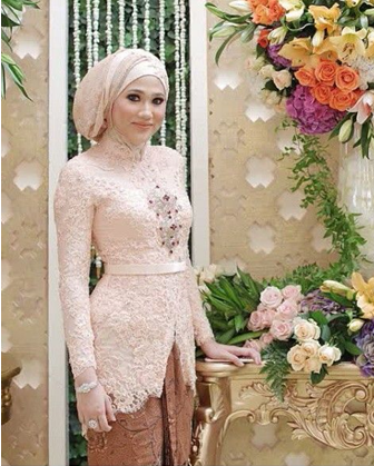 Model Jilbab Untuk Kebaya Wanita Dewasa Dan Remaja Simple