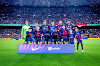 F. C. BARCELONA. Temporada 2022-23. Ter Stegen, Ferran Torres, Marcos Alonso, Lewandowski, Busquets y Gerard Piqué. Pedri, Frenkie De Jong, Ousmane Dembélé, Balde, Jordi Alba, Sasha Piqué y Milan Piqué. F. C. BARCELONA 2 U. D. ALMERÍA 0 Sábado 05/11/2022, 21:00 horas. Campeonato de Liga de 1ª División, jornada 13. Barcelona, Estadio Spotify Camp Nou: 92.605 espectadores. GOLES: 1-0: 48’, Ousmane Dembélé. 2-0: 62’, Frenkie De Jong.