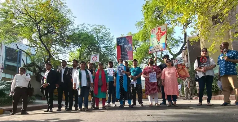 Hundreds of Kashmiri Pandits gathered outside Arvind Kejriwal’s residence after his disparaging remarks against ‘The Kashmir Files’ in the Delhi Assembly.