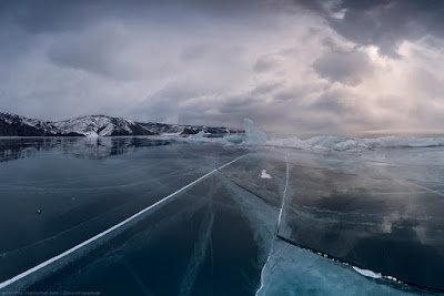 Frozen Lake Baikal Siberia Russia Lago Baikal congelado Siberia Rusia