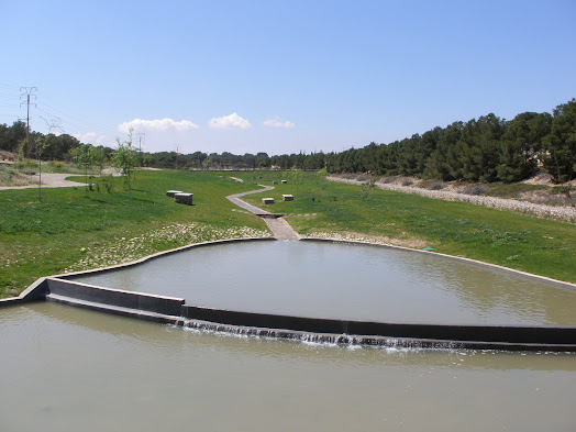 Zgz_lugares. Blog de Zaragoza: El agua no está tan estancada.