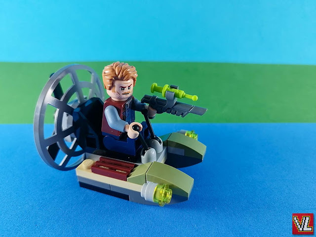 Set LEGO Jurassic World Magazine Gift 122220 Owen with Airboat (Owen com aerobarco)