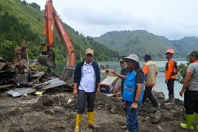 Hari Ke-8 Pasca Banjir Bandang Dan Longsor Di Desa Simangulampe Pencarian Korban Hilang Terus Dilanjutkan