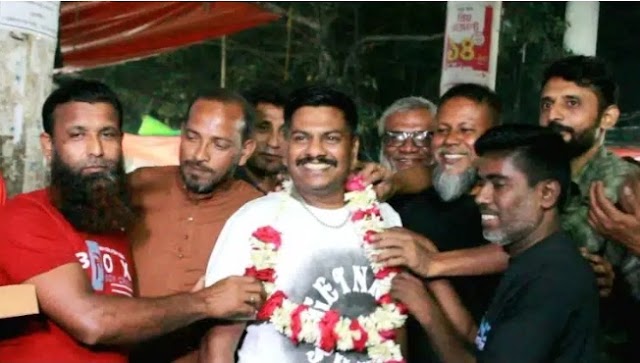 আপনাদের ভালোবাসায় আমি চীর কৃতজ্ঞ মারুফুল ইসলাম মহসিন
