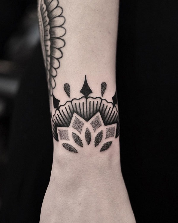 este_dotwork_mandala_flor