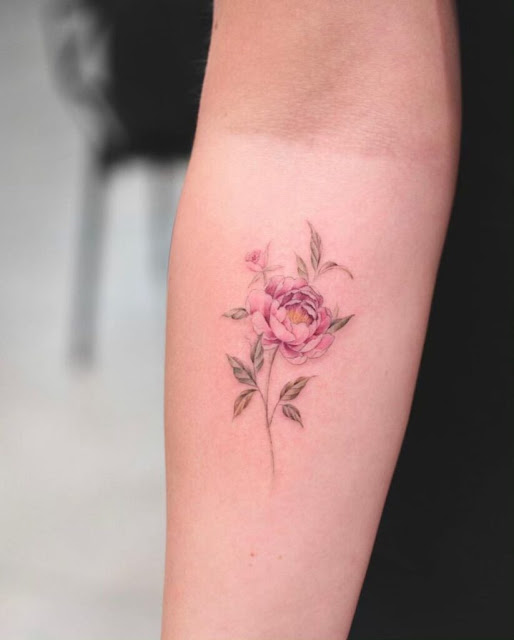 60 mini tatuagens femininas delicadas e elegantes para inspirar vocês!