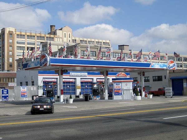 Gulf War Flags - On Van Dam in Queens.