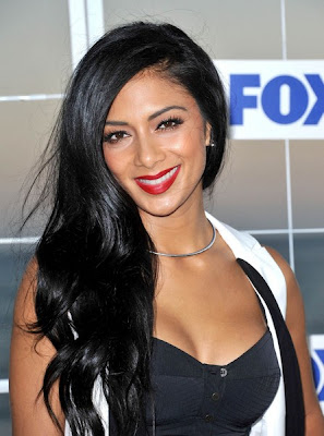 Hot Nicole Scherzinger’s Give Big Moment Pictures