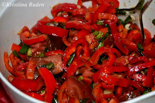 Bell pepper tomato salad