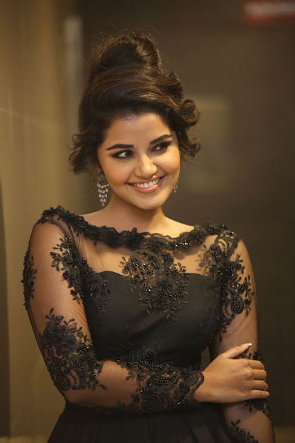 Anupama hot pics in black dress