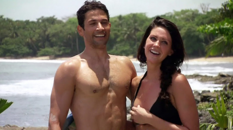 Mike Spiro Shirtless in Love in the Wild s1e07