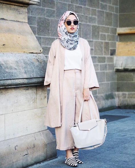 30 Model Baju  Muslim  Lebaran 2019 Simple  Elegan 