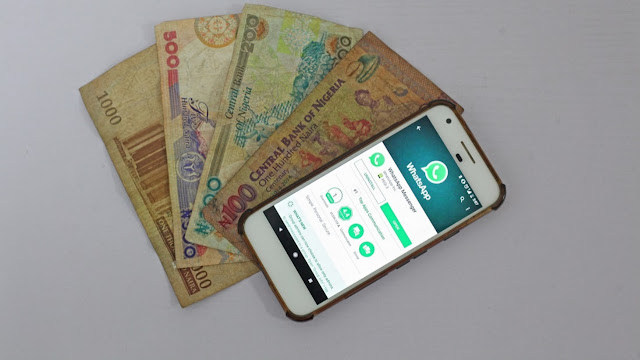  Pernah gak kalian mendapatkan pesan whatsapp dengan goresan pena yang unik dan bervariasi Cara Membuat Tulisan Tebal, berwarna, dan Variasi Unik Lainnya di Whatsap