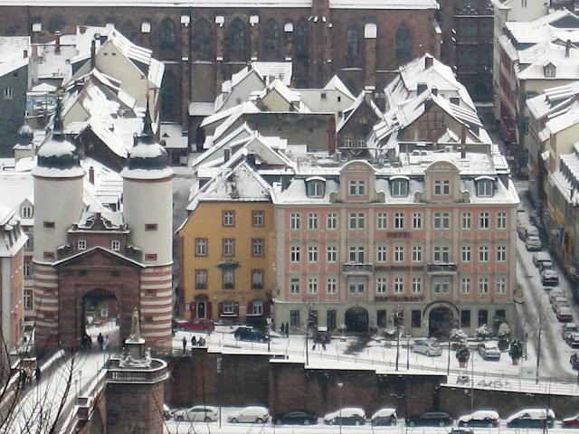 Hotel Holländer Hof Heidelberg and Old Town with Snow