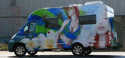 Awesome Airbrush on Caravan Car