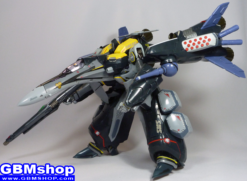 Macross Frontier VF-25S Armored Messiah GERWALK Mode Renewal Version