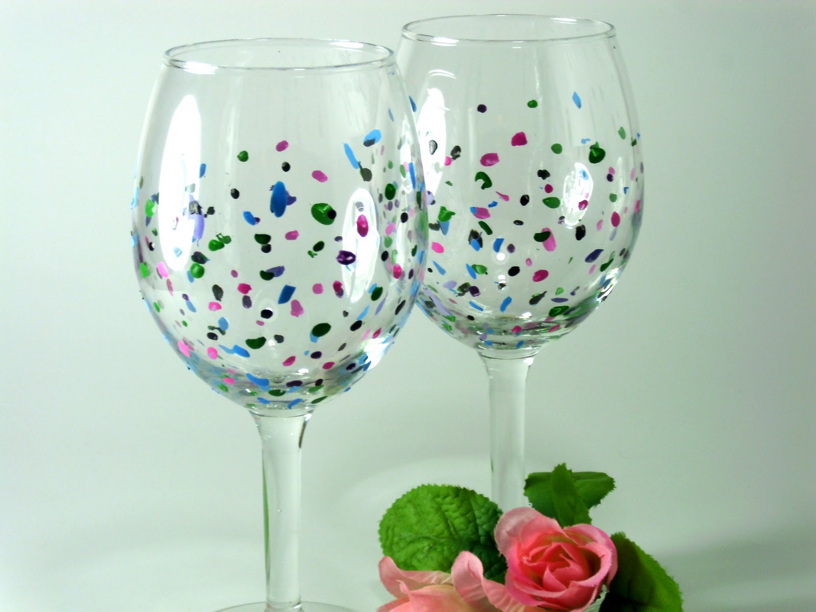 Home: more Painted Heart and glass Glasses glasses wine and  Wine Hand painting