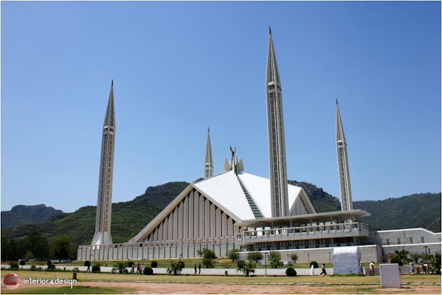 World's 5 Most Beautiful Mosques 4