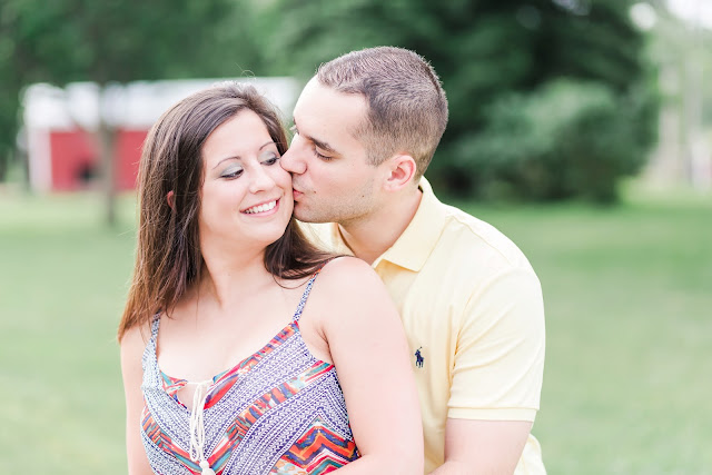 Kinder Farm Park Engagement Photos | Photos by Heather Ryan Photography