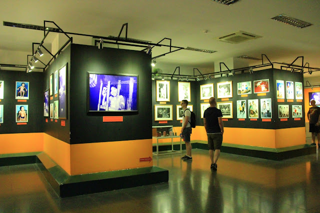 越南戰爭博物館二樓落葉劑橙劑影響的照片展